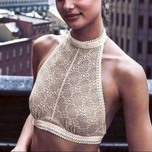 NWT Victoria’s Secret White Lace Bralette Sz SM